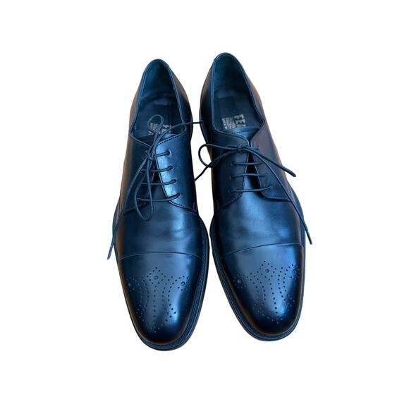 Salvatore Ferragamo Men\'s Like New Men\'s Black Leather Capped Oxford Shoes main image 5